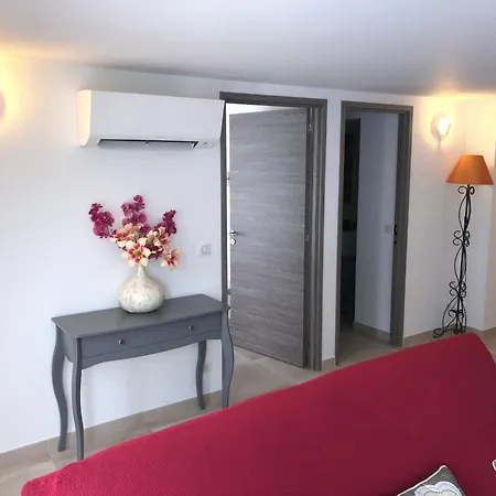 Appartement, Jardin, Piscine, Proximite *