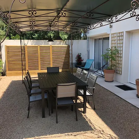 Apartment Appartement, Jardin, Piscine, Proximite